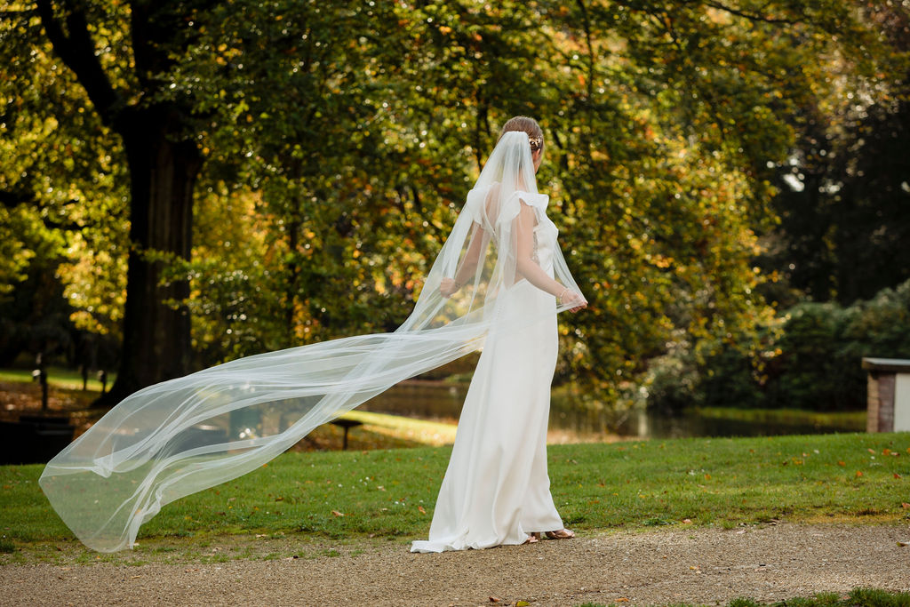 Sluier, trouwdag, trouwlocatie, Duin & Kruidberg, weddingplanner, luxurywedding, destinationwedding